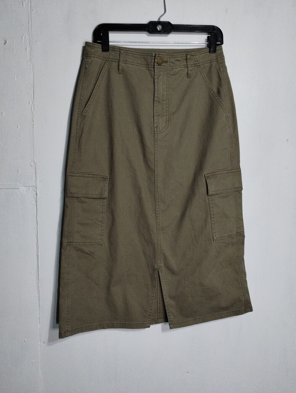 a.n.a Olive Cargo Midi Skirt
